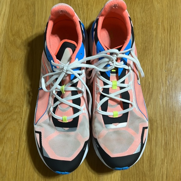 Preowned Men’s Puma Ultraride running shoe, coral/ blue/ white/black, size 12 - Picture 2 of 9